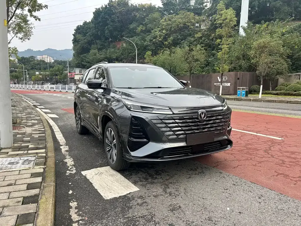 Changan CS75PLUS — фото 2
