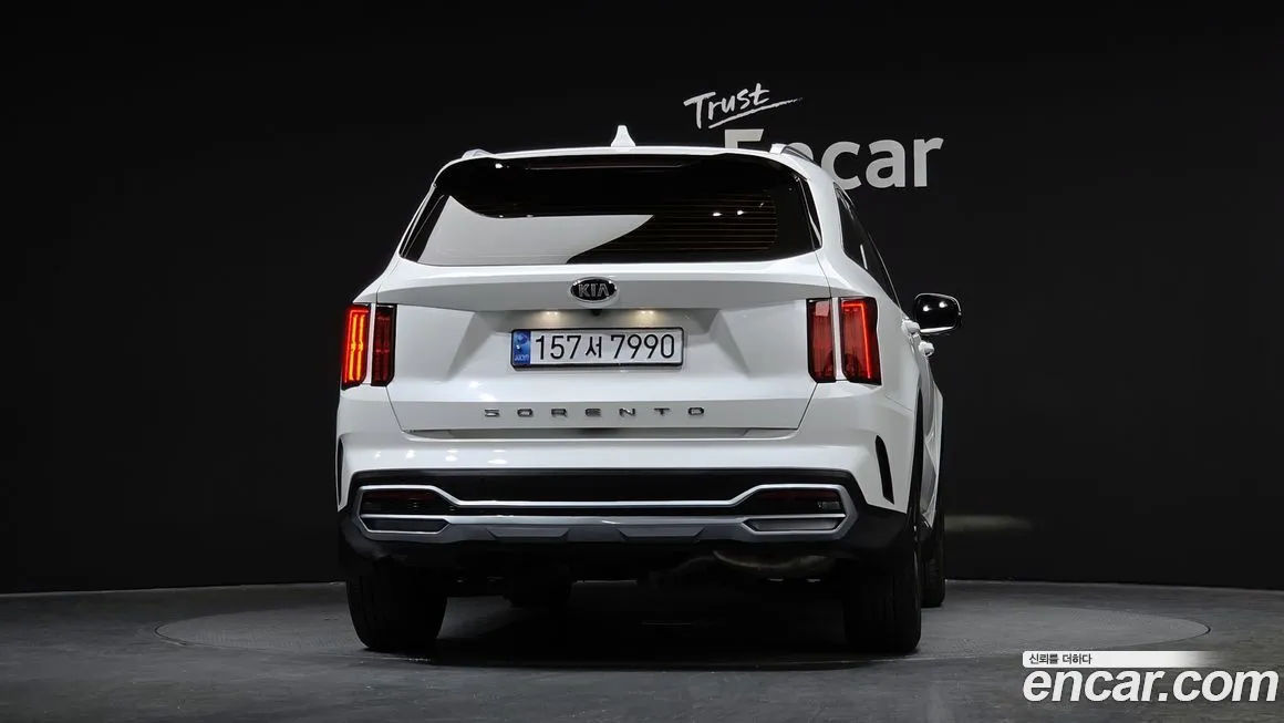 Kia Sorento — фото 4