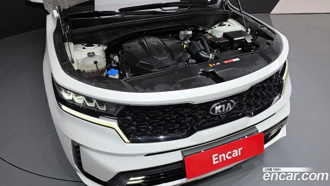 Kia Sorento — фото 7