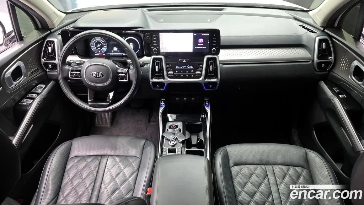 Kia Sorento — фото 8