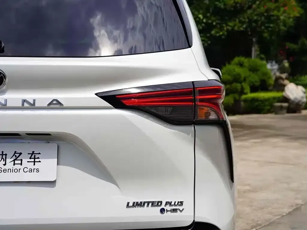 Toyota Sienna 2024 из CN, фото 7