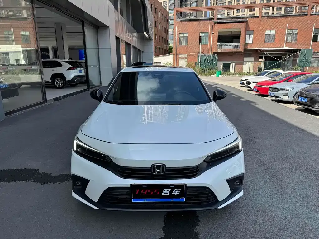 Honda Civic 2022 из CN, фото 2