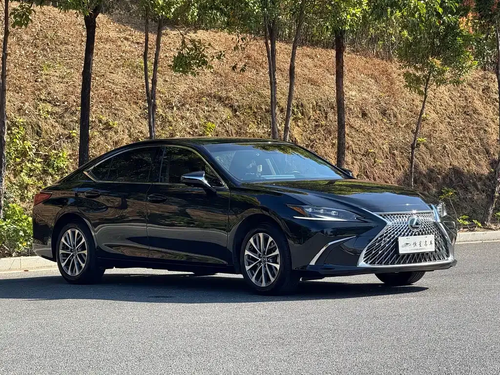 Lexus ES 2024 из CN, фото 3