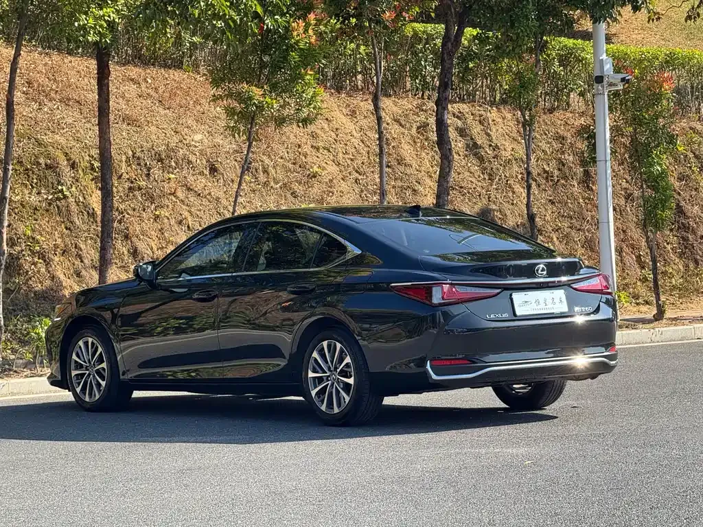 Lexus ES 2024 из CN, фото 7