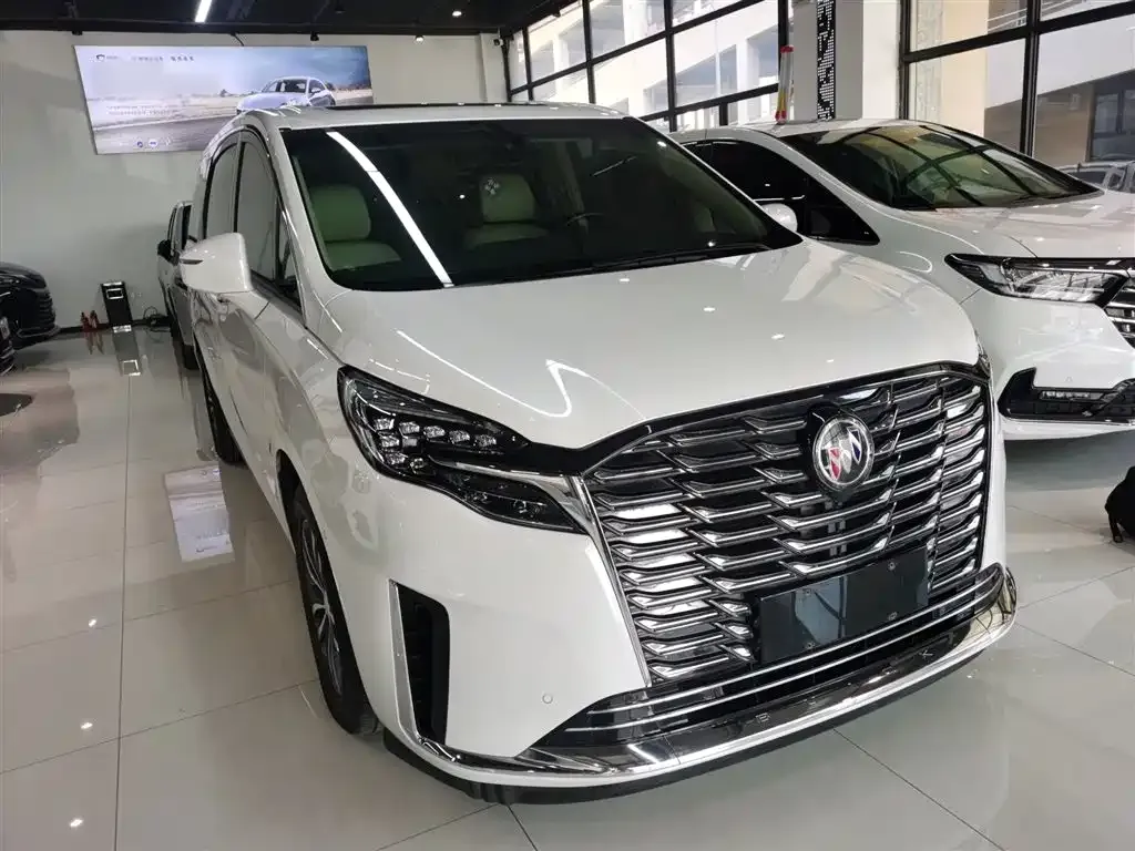 Buick GL8 2023 из CN, фото 4