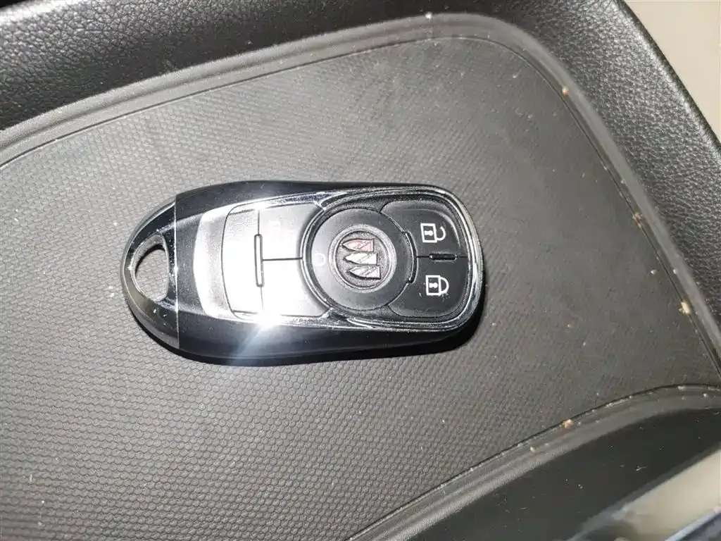 Buick GL8 2023 из CN, фото 9