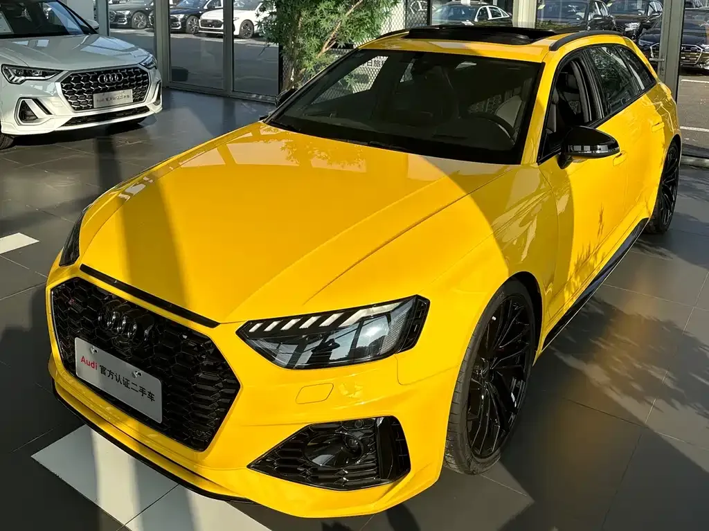 Audi RS 4 2024 из CN, фото 1