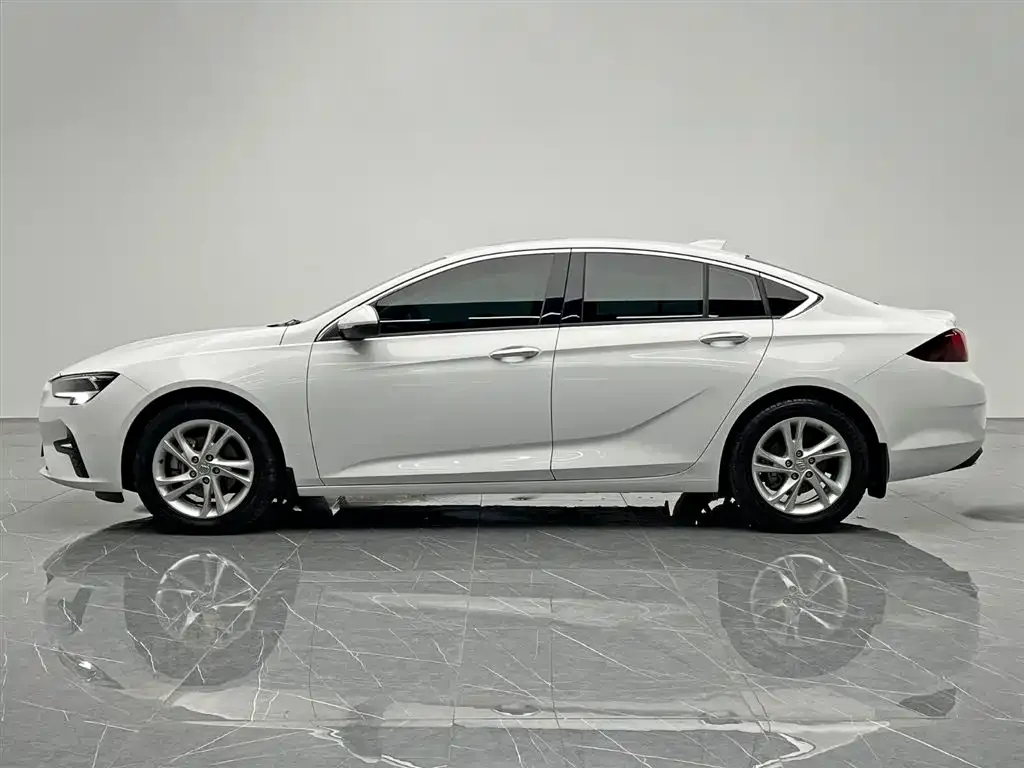 Buick Regal 2022 из CN, фото 3