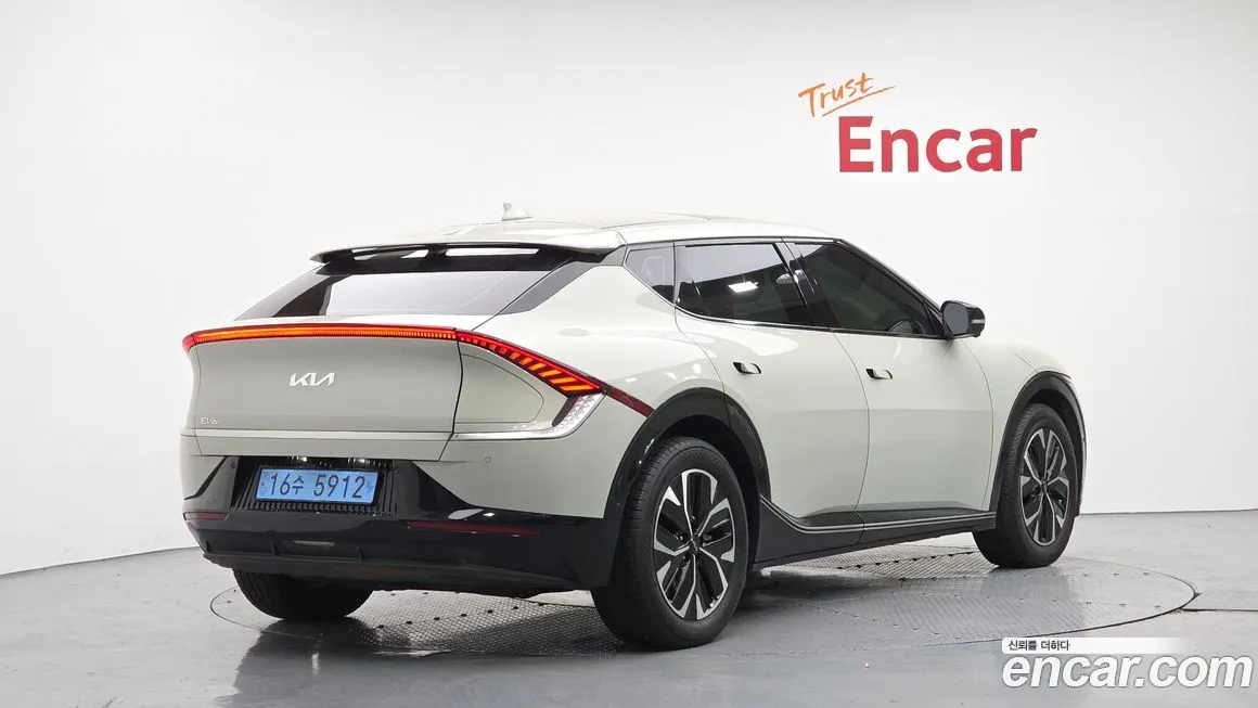 Kia EV6 2022 из KR, фото 2