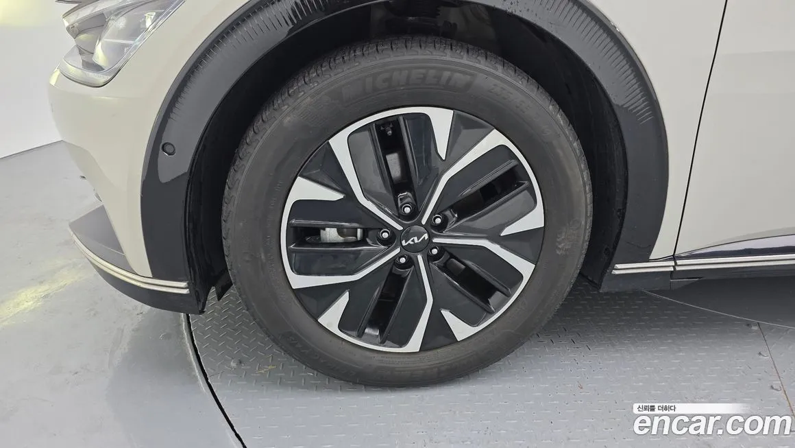 Kia EV6 2022 из KR, фото 5