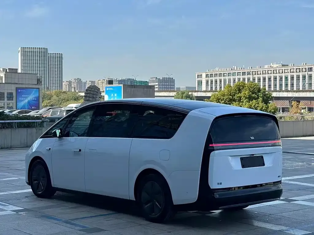Li Auto MEGA 2025 из CN, фото 4