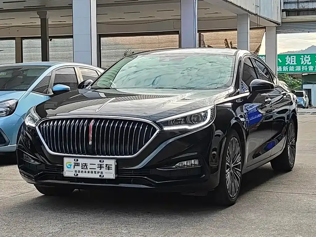 Hongqi H5 — фото 1