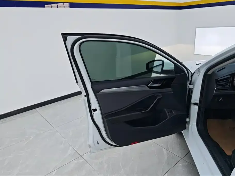 Volkswagen Sagitar 2021 из CN, фото 7