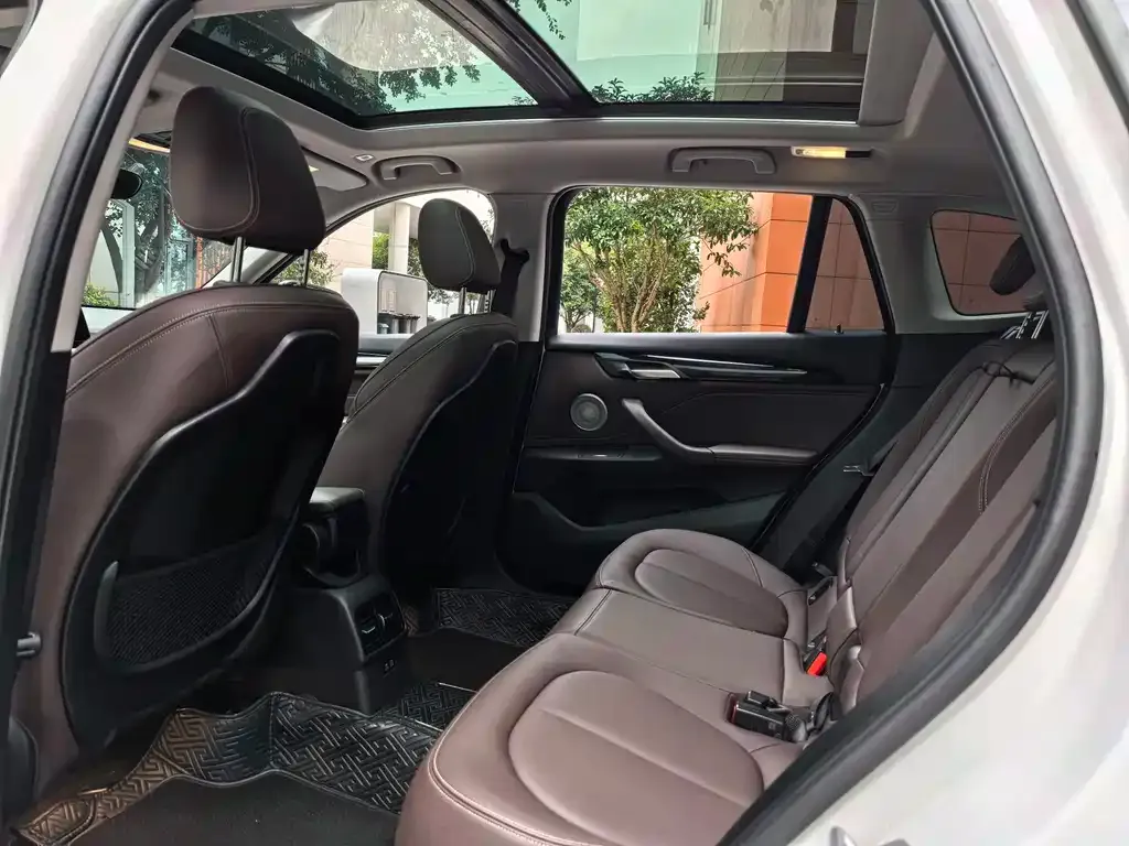 BMW X1 2021 из CN, фото 7