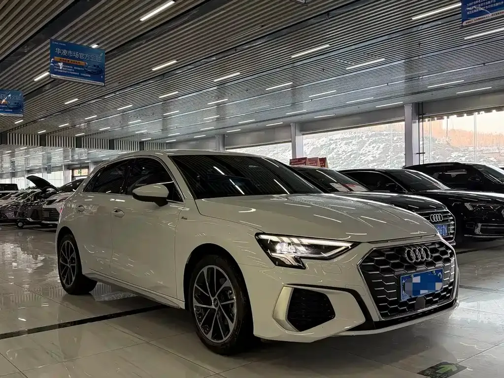 Audi A3 2024 из CN, фото 3