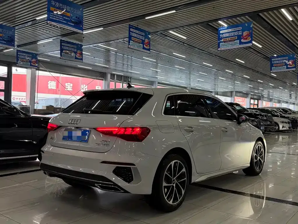 Audi A3 2024 из CN, фото 4