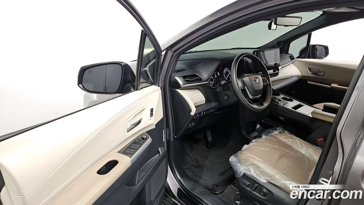 Toyota Sienna 2023 из KR, фото 10
