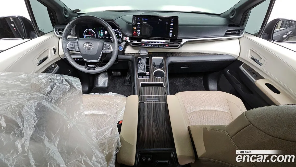 Toyota Sienna 2023 из KR, фото 7