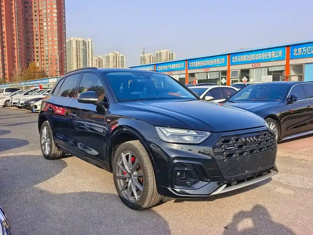 Audi Q5L 2023 из CN, фото 3
