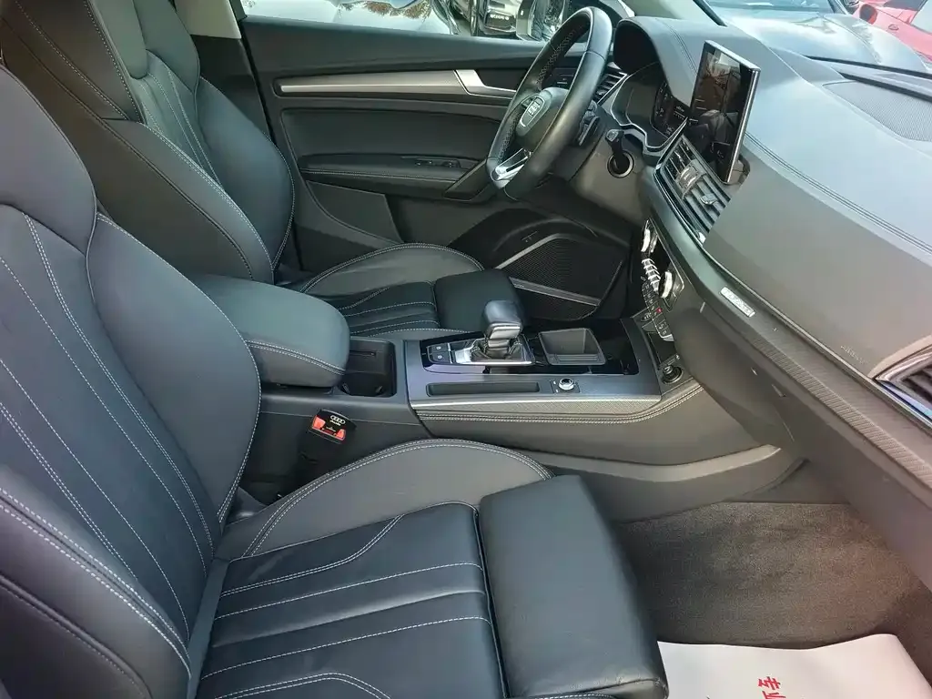 Audi Q5L 2023 из CN, фото 9