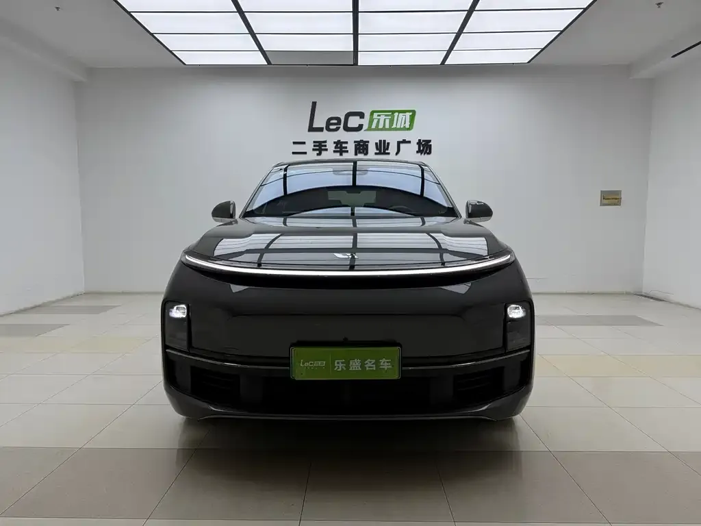 Li Auto L8 2023 из CN, фото 3