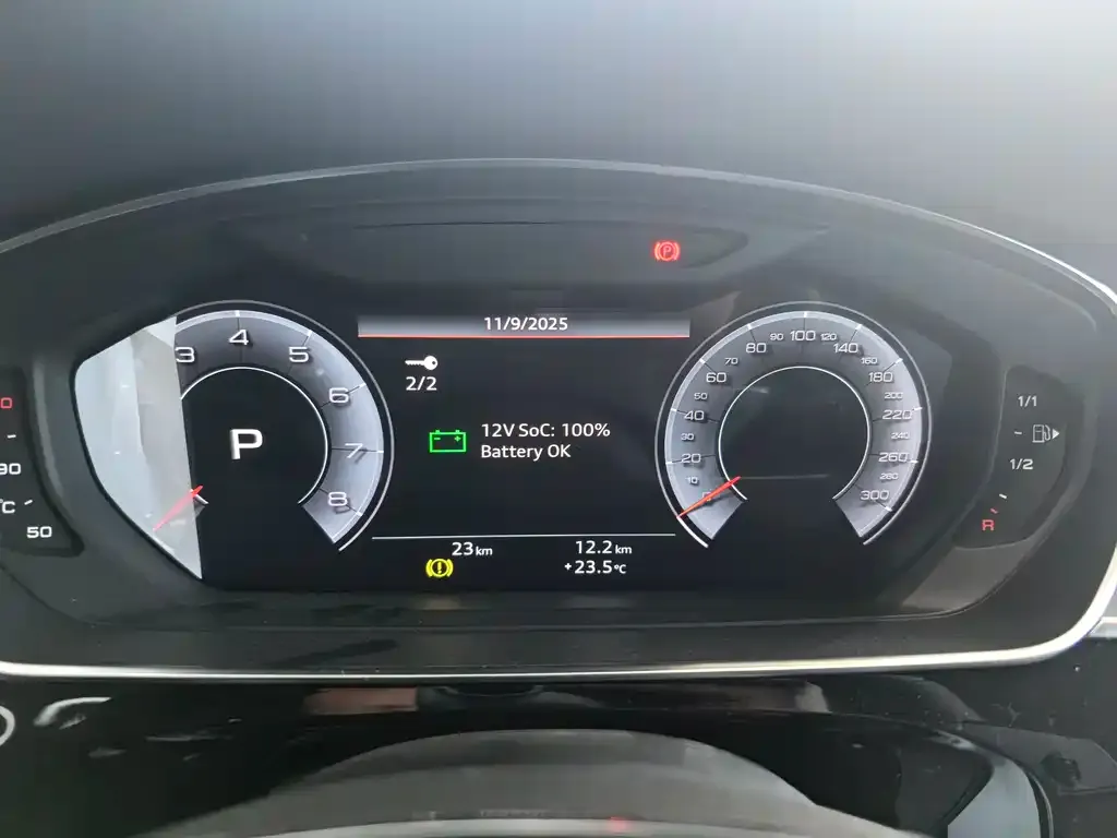 Audi A8 2025 из CN, фото 4