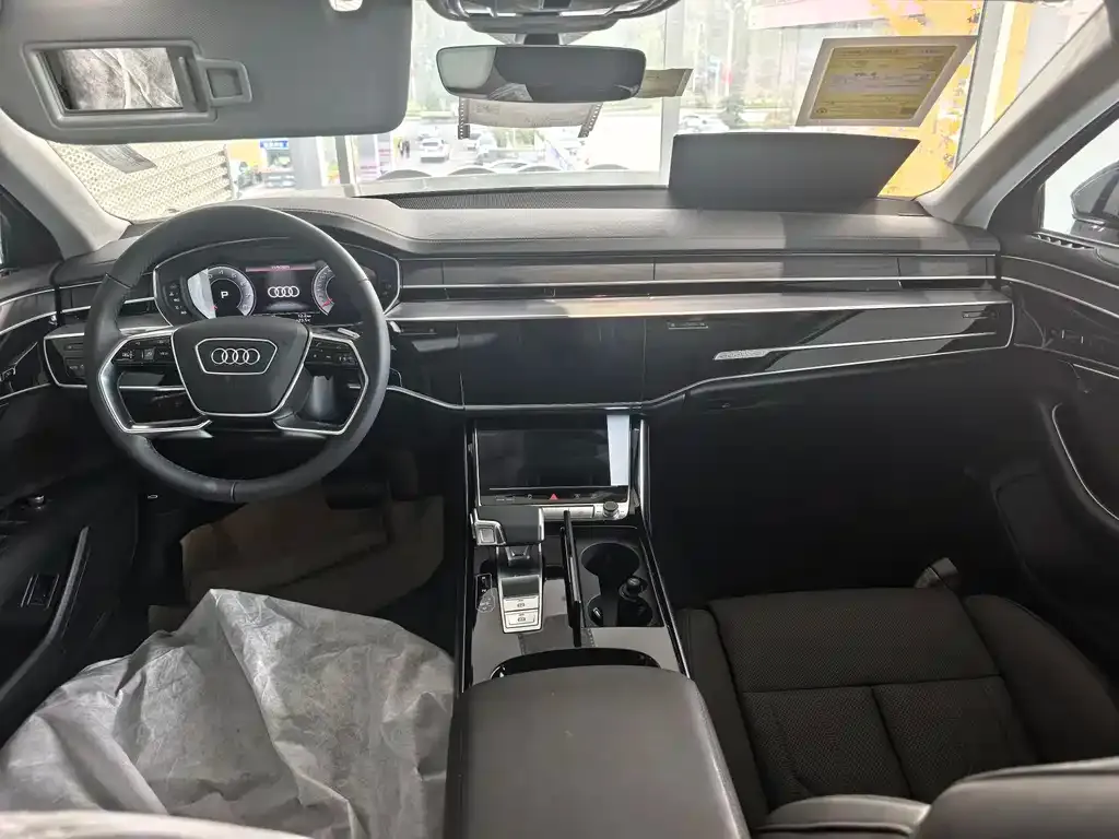 Audi A8 2025 из CN, фото 6