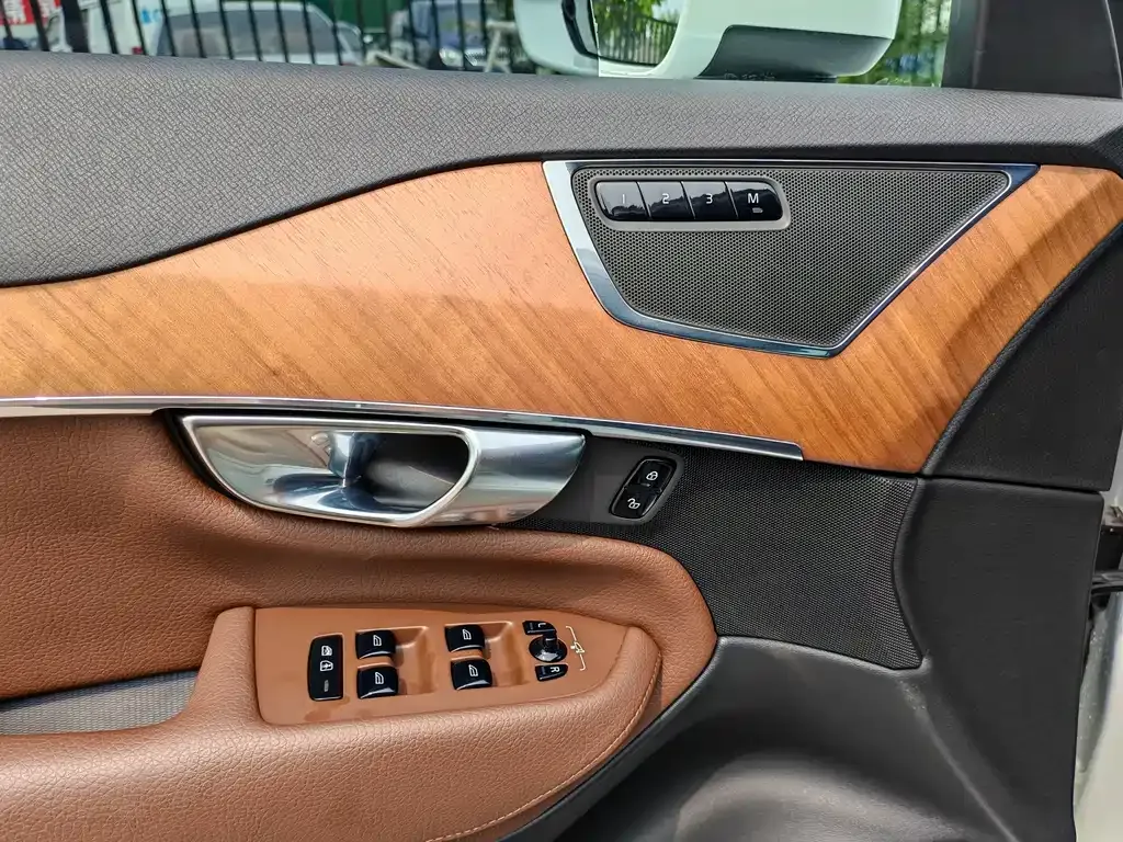 Volvo XC90 2021 из CN, фото 10