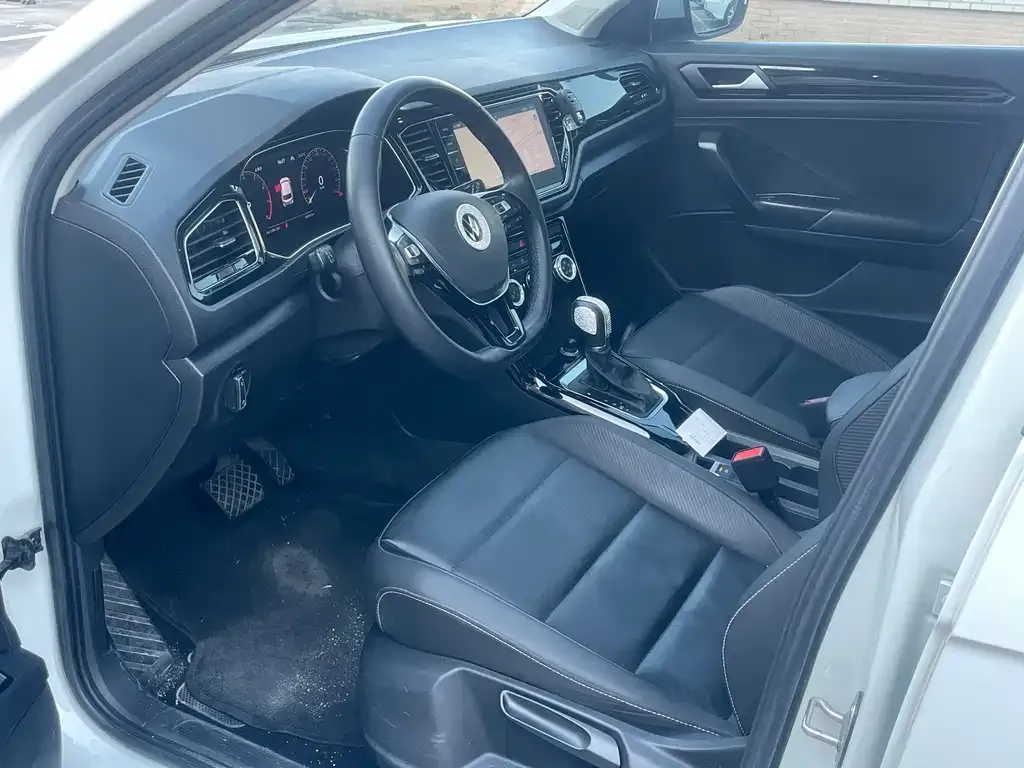 Volkswagen T-Roc 2021 из CN, фото 8