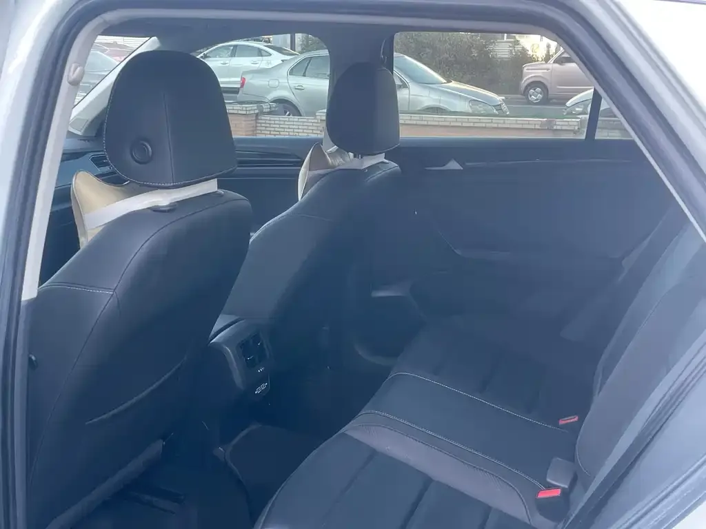 Volkswagen T-Roc 2021 из CN, фото 9