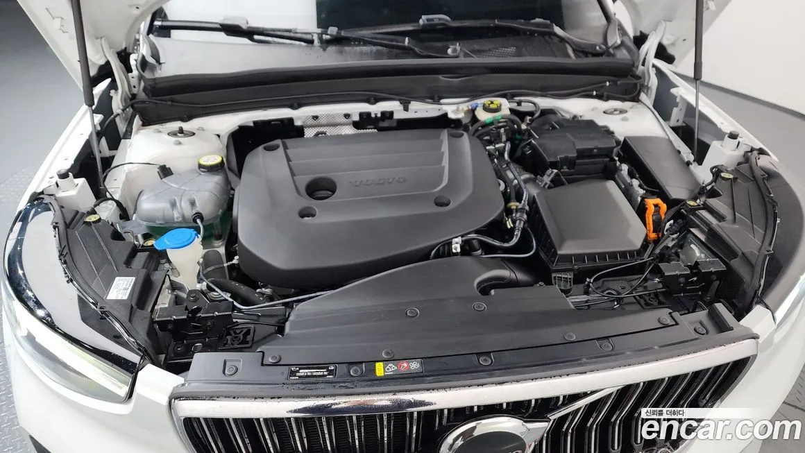 Volvo XC40 2023 из KR, фото 6