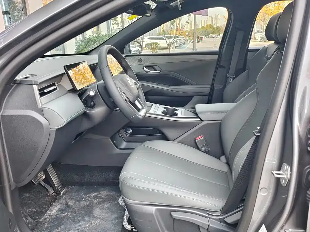 BYD Qin PLUS 2025 из CN, фото 7