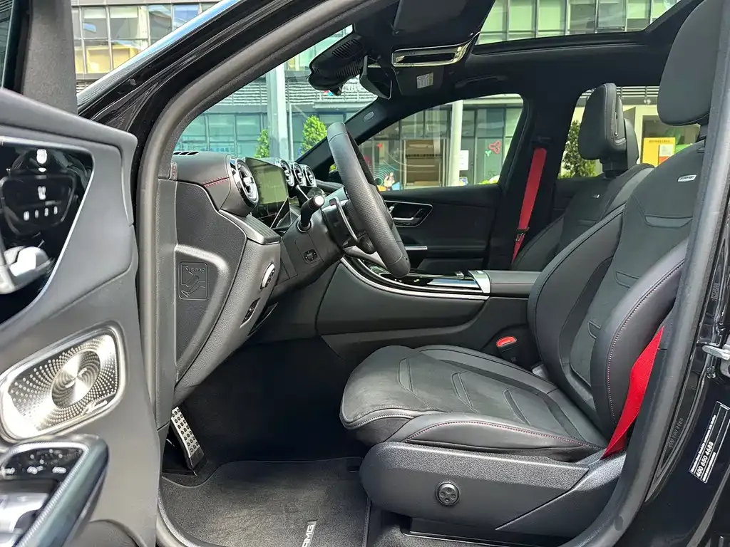 Mercedes-Benz GLC AMG 2025 из CN, фото 4