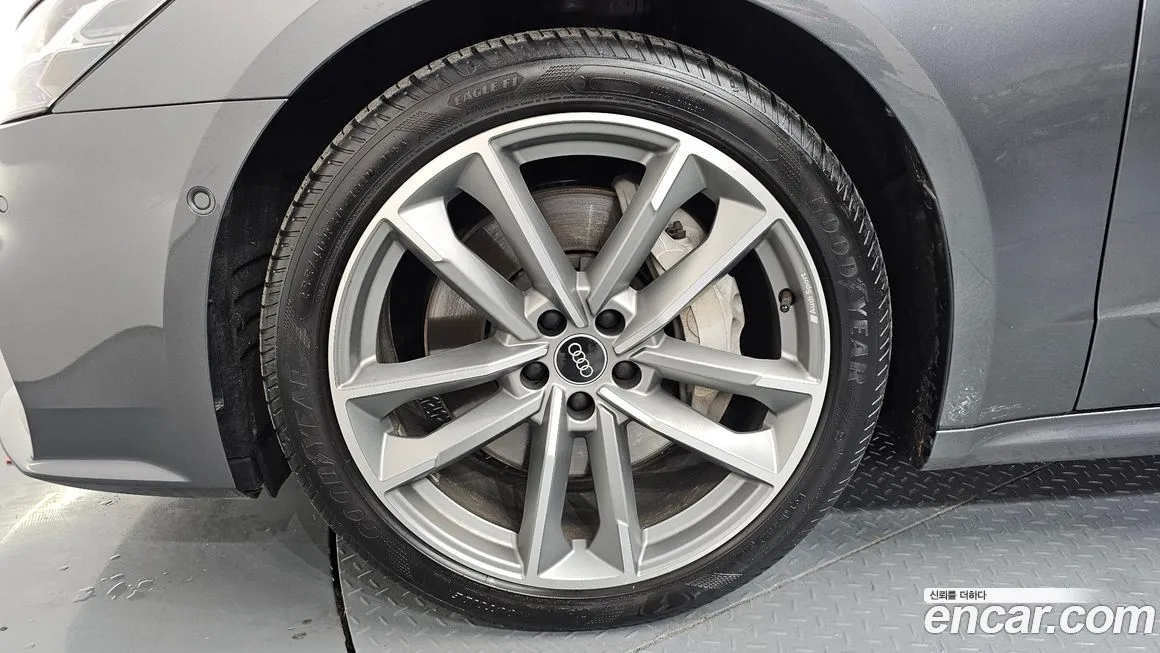 Audi A7 2021 из KR, фото 5