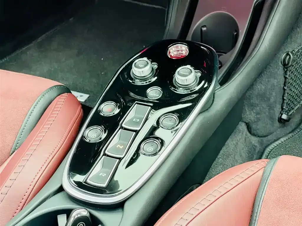McLaren GT 2022 из CN, фото 6