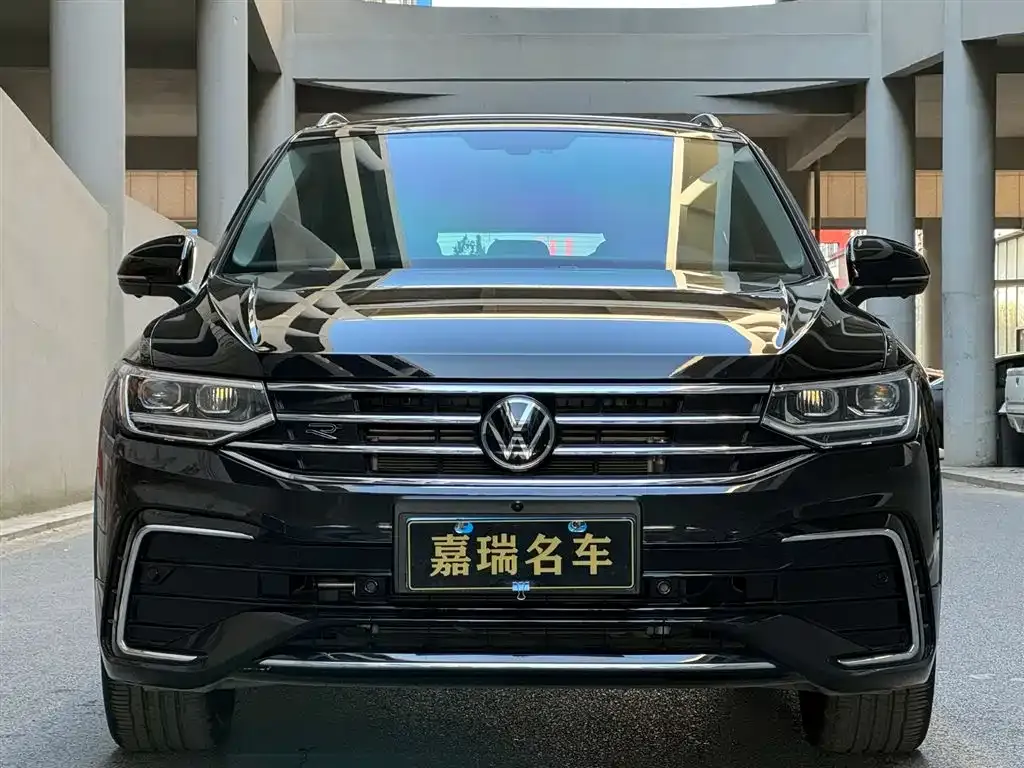 Volkswagen Tiguan L 2025 из CN, фото 2