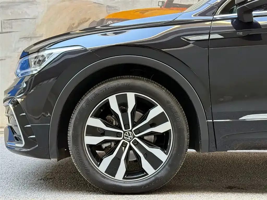 Volkswagen Tiguan L 2025 из CN, фото 6