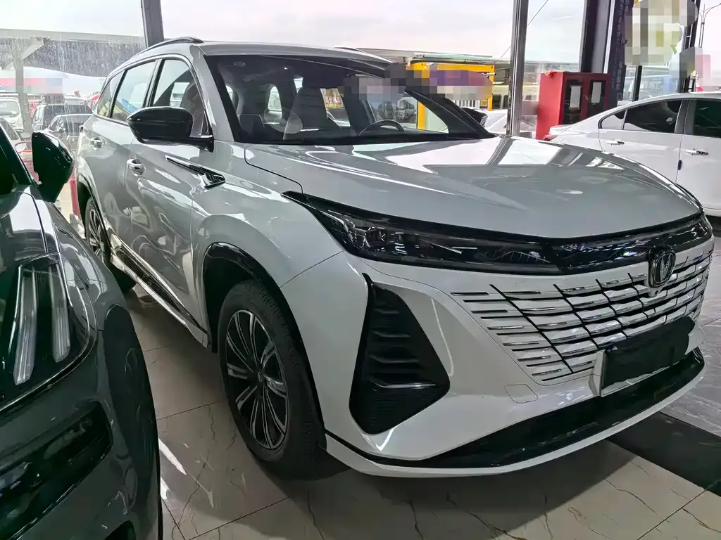 Changan CS75PLUS 2024 из CN, фото 3