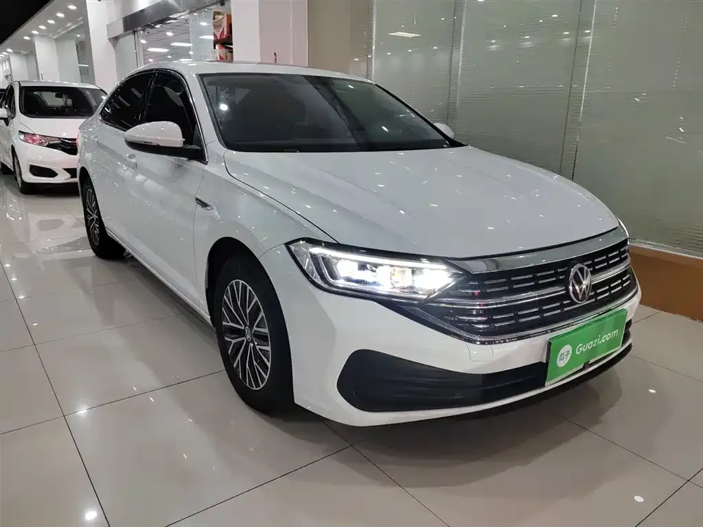 Volkswagen Sagitar 2024 из CN, фото 3