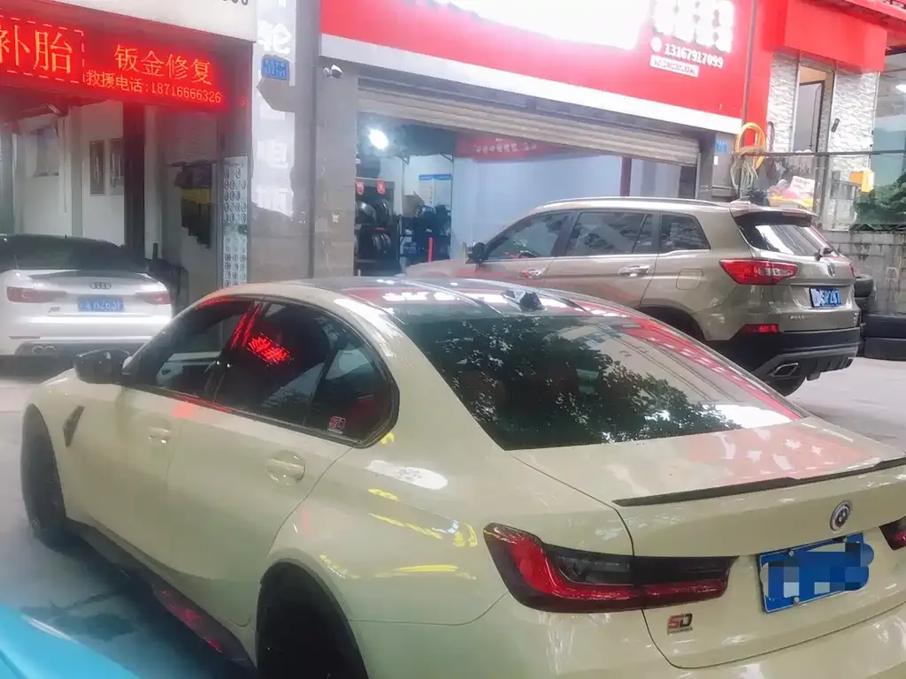 BMW M3 2023 из CN, фото 10