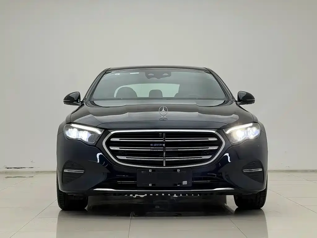 Mercedes-Benz E-Class 2025 из CN, фото 2