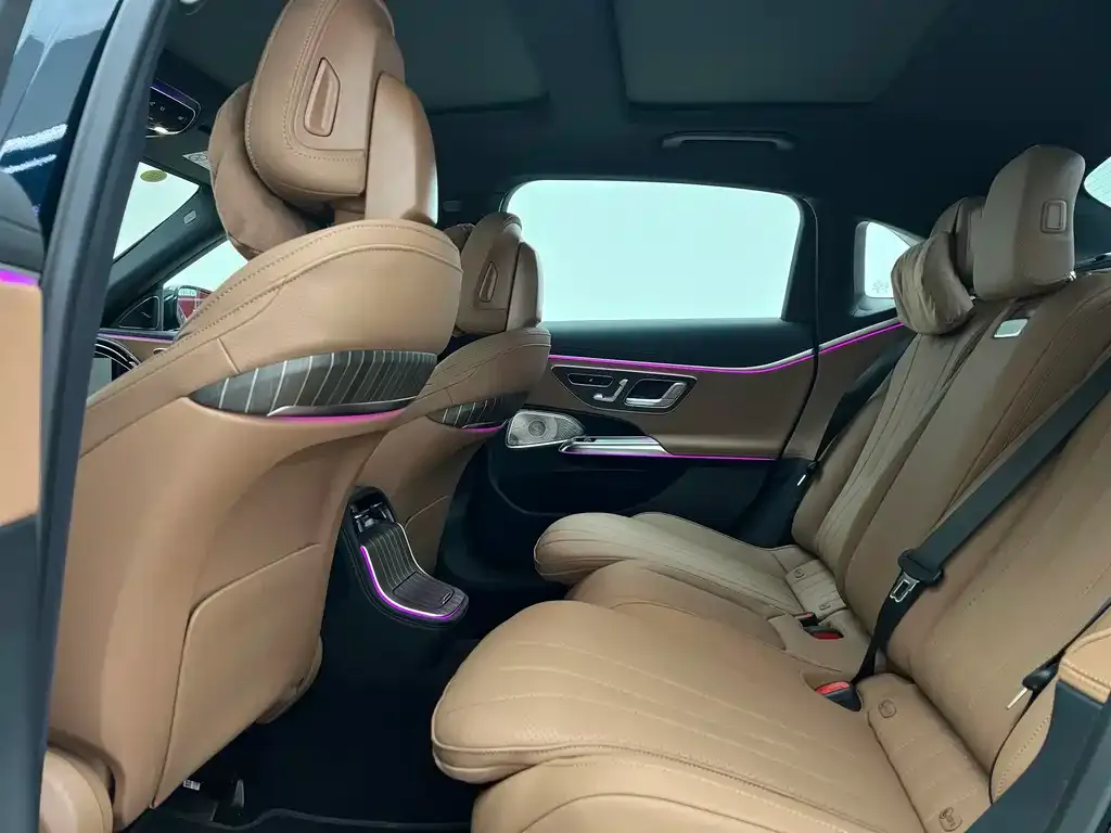 Mercedes-Benz E-Class 2025 из CN, фото 7