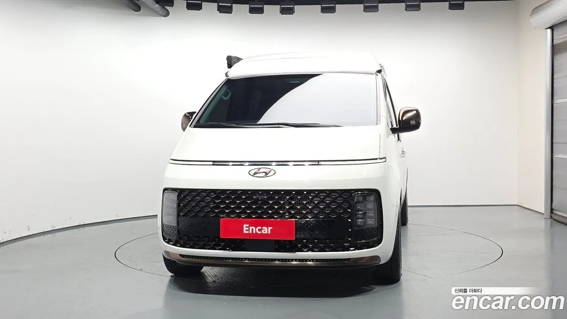 Hyundai Staria 2023 из KR, фото 3