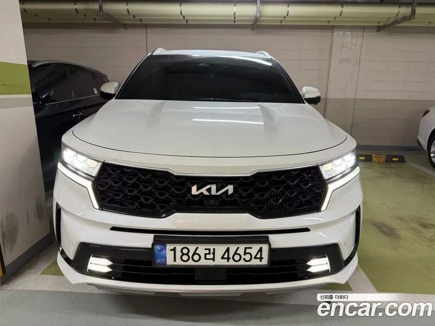 Kia Sorento — фото 1
