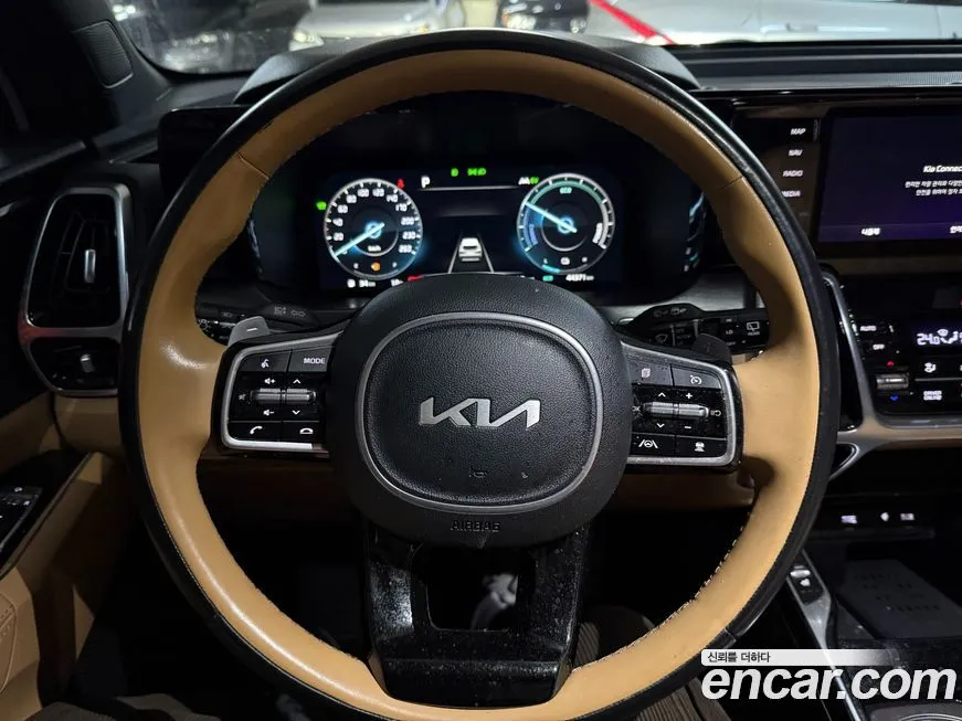 Kia Sorento — фото 10