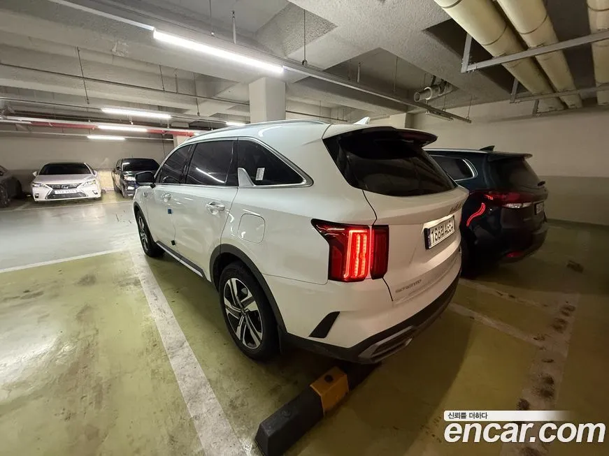 Kia Sorento — фото 3