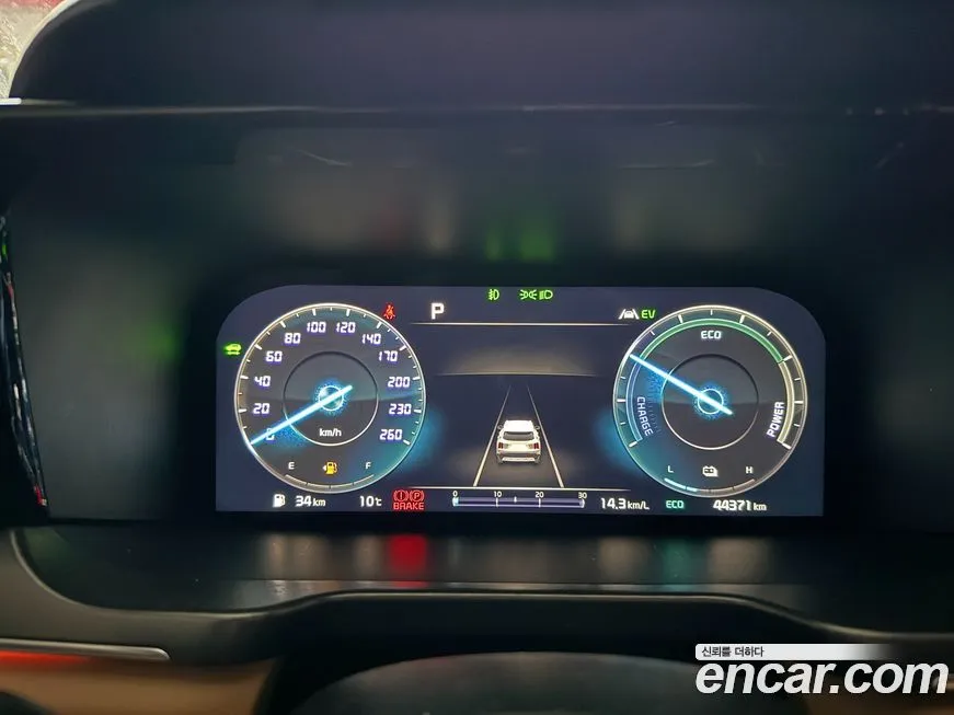 Kia Sorento — фото 9