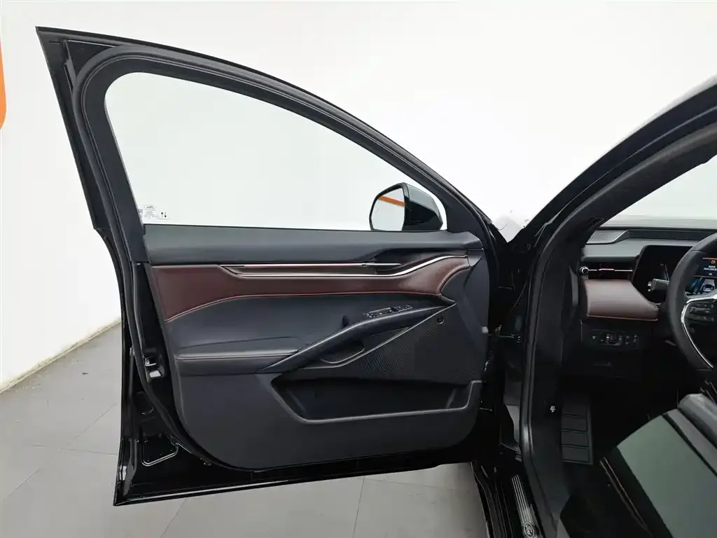 Ford Mondeo 2023 из CN, фото 8
