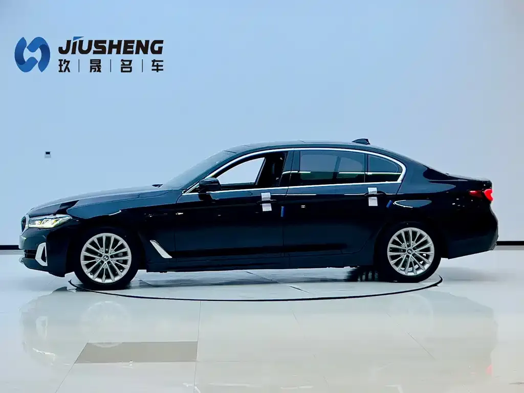 BMW 5 Series New Energy 2023 из CN, фото 3