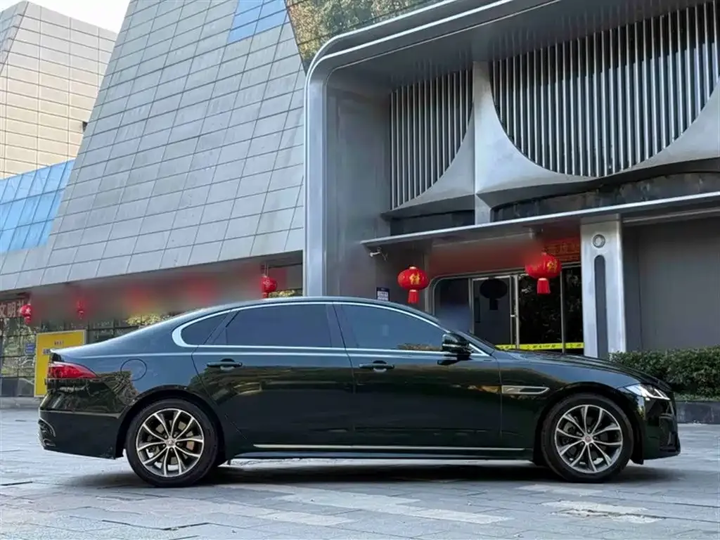 Jaguar XFL 2023 из CN, фото 8